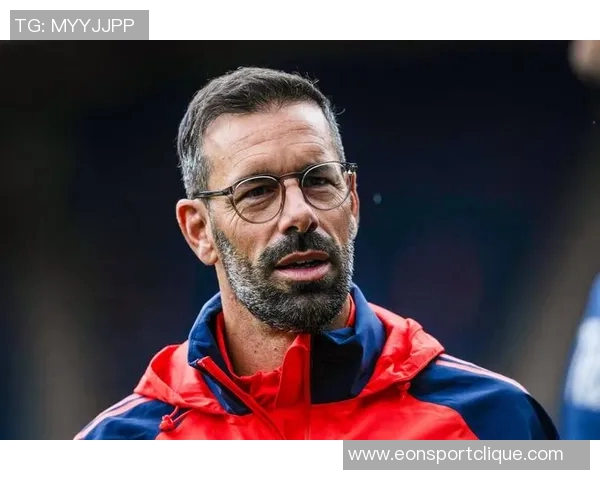 沃诺克幽默回应曼联困境愿意无偿执教助球队渡过难关 沃诺克幽默回应曼联困境愿意无偿执教助球队渡过难关