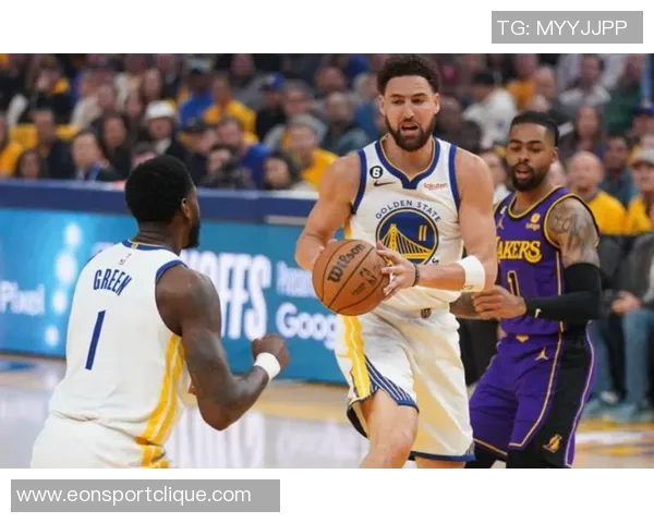 张佳玮点评浓眉与弗拉格的成长历程揭示篮球背后的成人礼意义