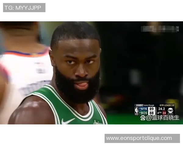 杰伦布朗首节表现惊艳全场5投全中砍下13分2助助力球队进攻