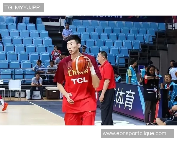 周琦40分钟制下表现惊艳助球队获胜媒体人称其赛场影响力显著提升